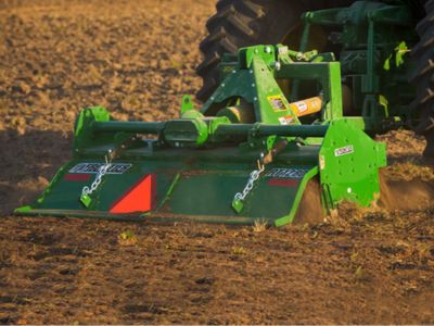 What are the types of plough?