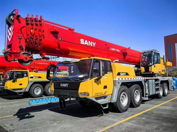 What is a crane truck?