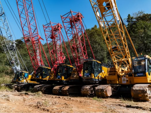 How is a Crawler Crane Operated?